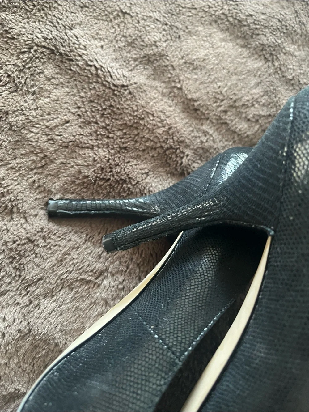 Michael Kors Black Textured Round-Toe Pumps